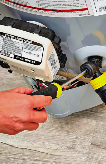https://rivervalehotwater.com.au/uploads/2025/06/hot-water-installs-91973.jpg