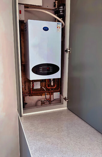 https://rivervalehotwater.com.au/uploads/2025/06/instant-hot-water-systems-44293.jpg
