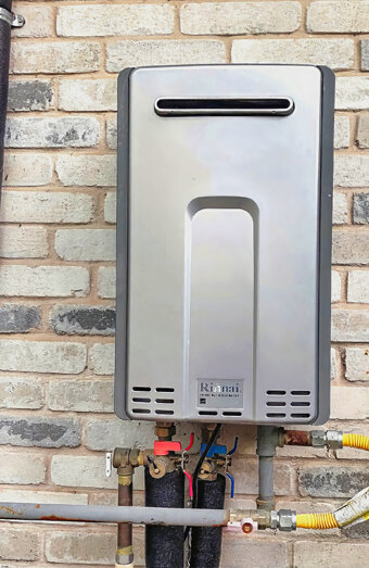 https://rivervalehotwater.com.au/uploads/2025/06/instant-hot-water-systems-48570.jpg